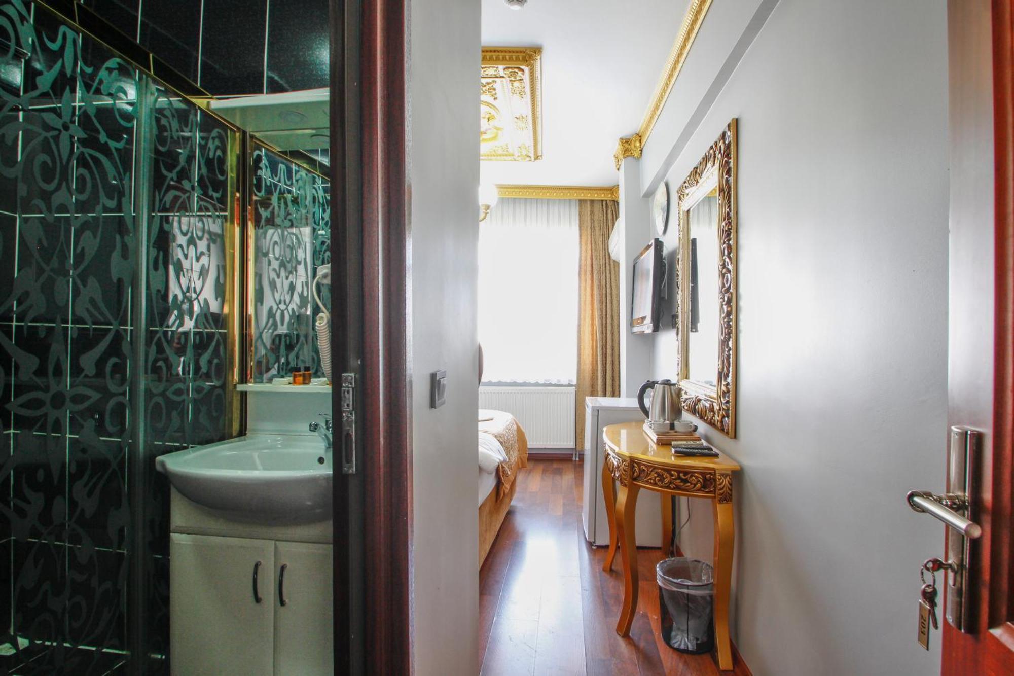 Californiacityhotel Istanboel
