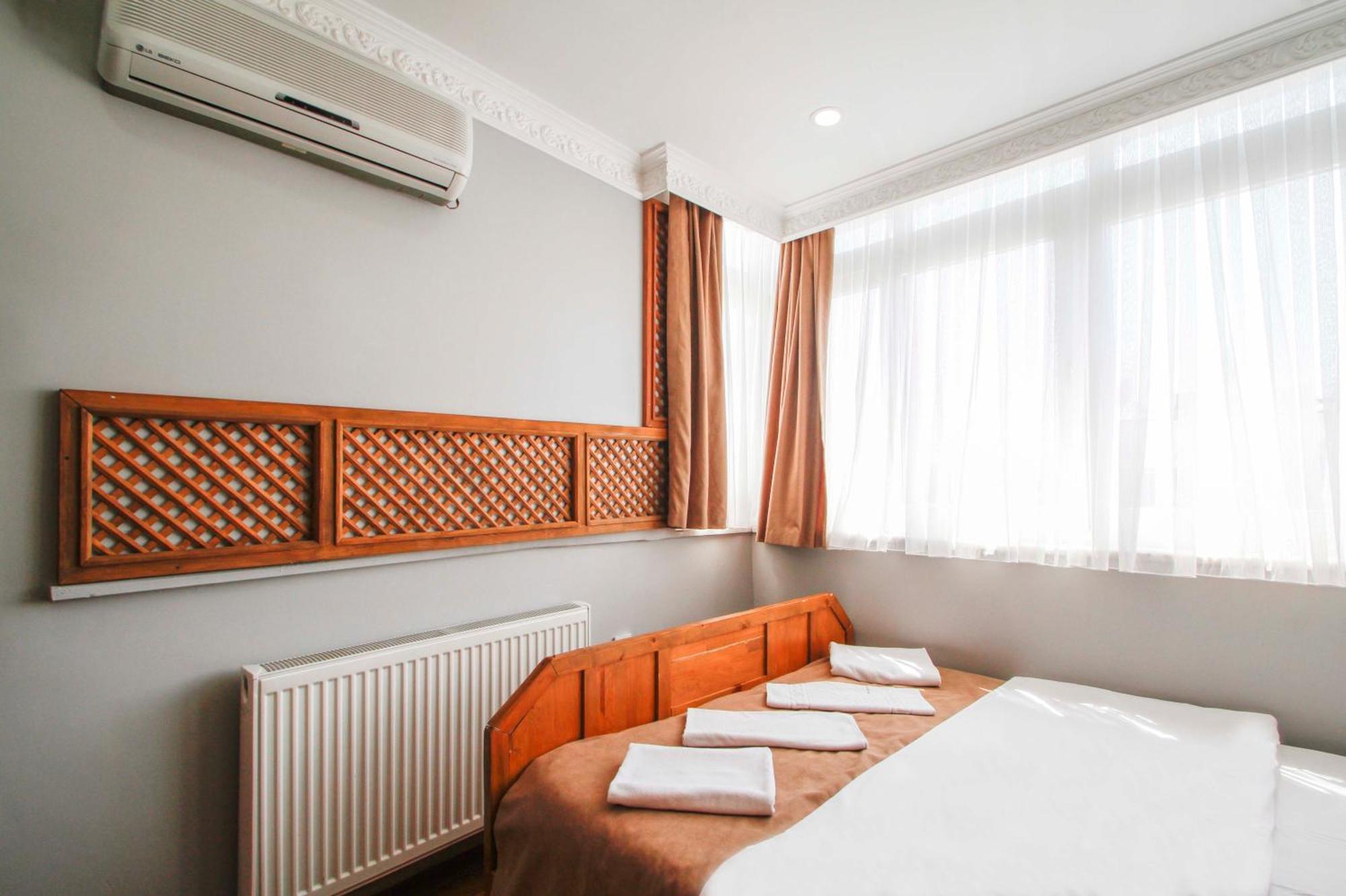 Californiacityhotel * Istanboel